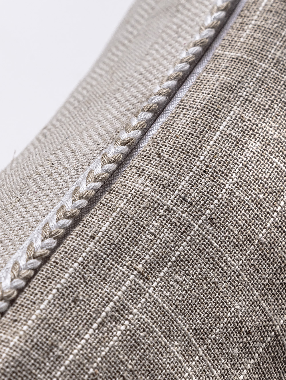 ALMOHADON HELENA BEIGE 50 X 30 image number null