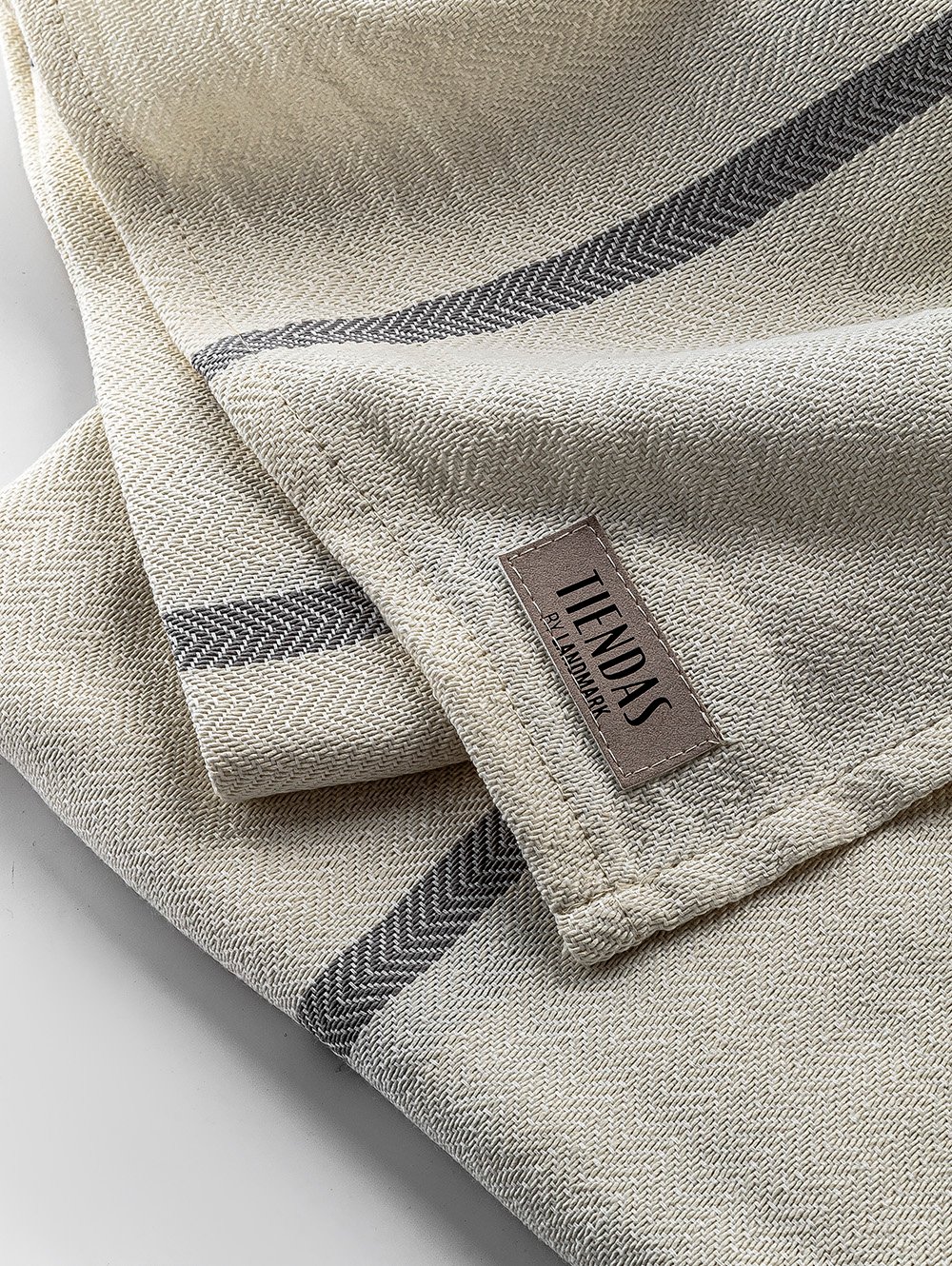 MANTA CADIZ PLATA 255 X 120 image number null