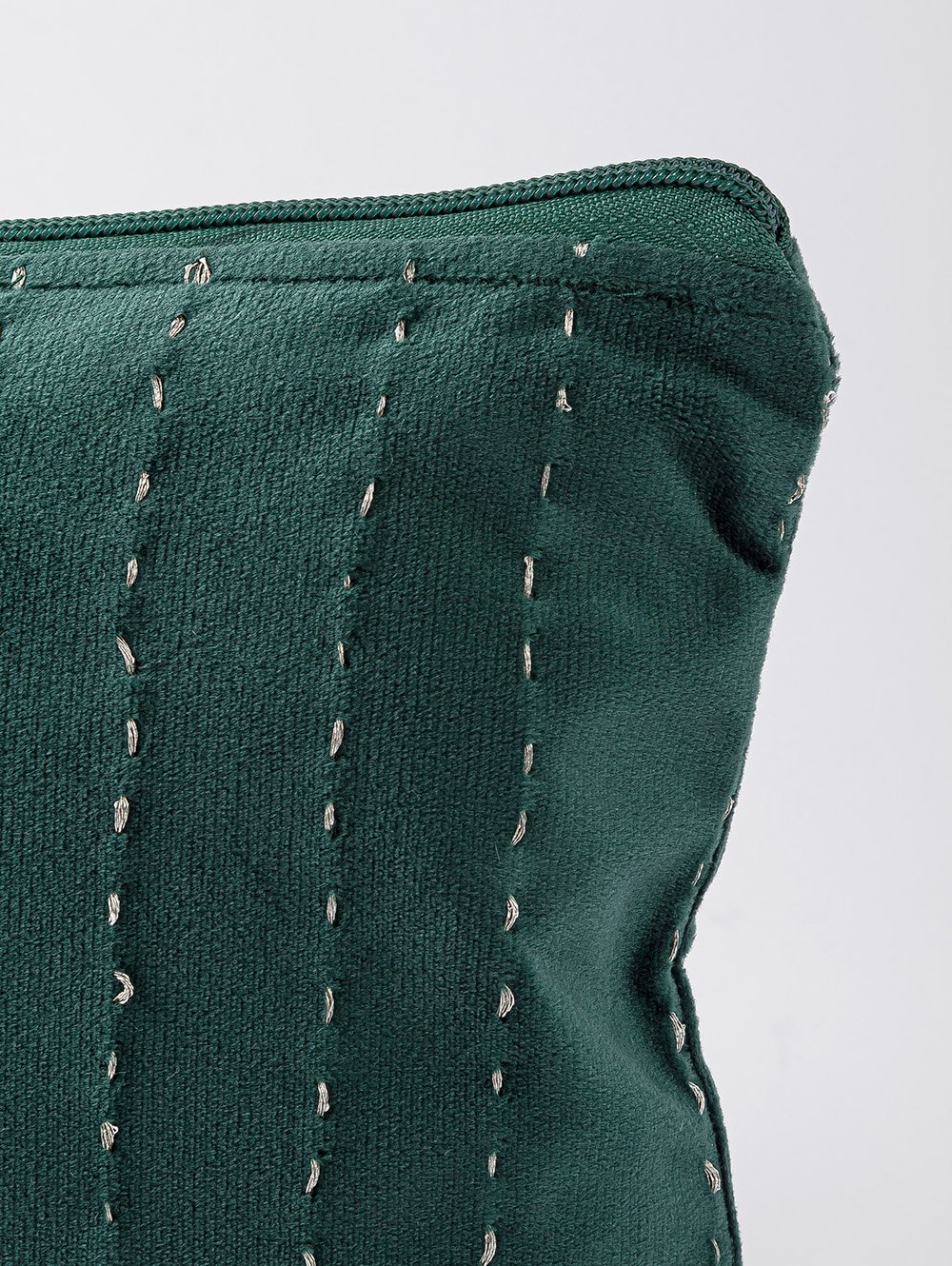 NECESER TRISH image number null