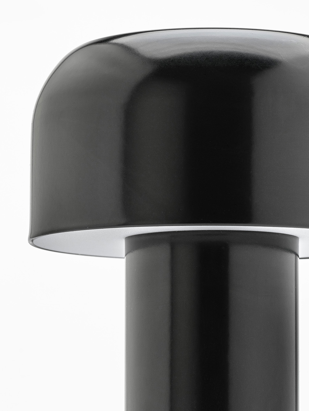 LAMPARA LED RECARGABLE YORK BLACK image number null