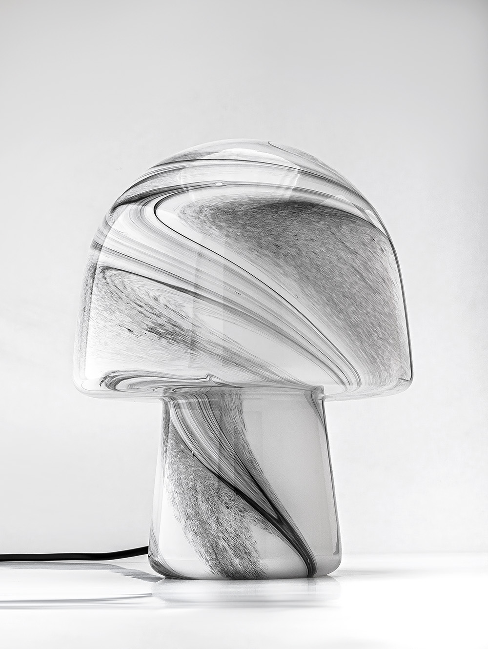 velador moderno-LAMPARA NANKIN-ABACO-2.jpg image number null