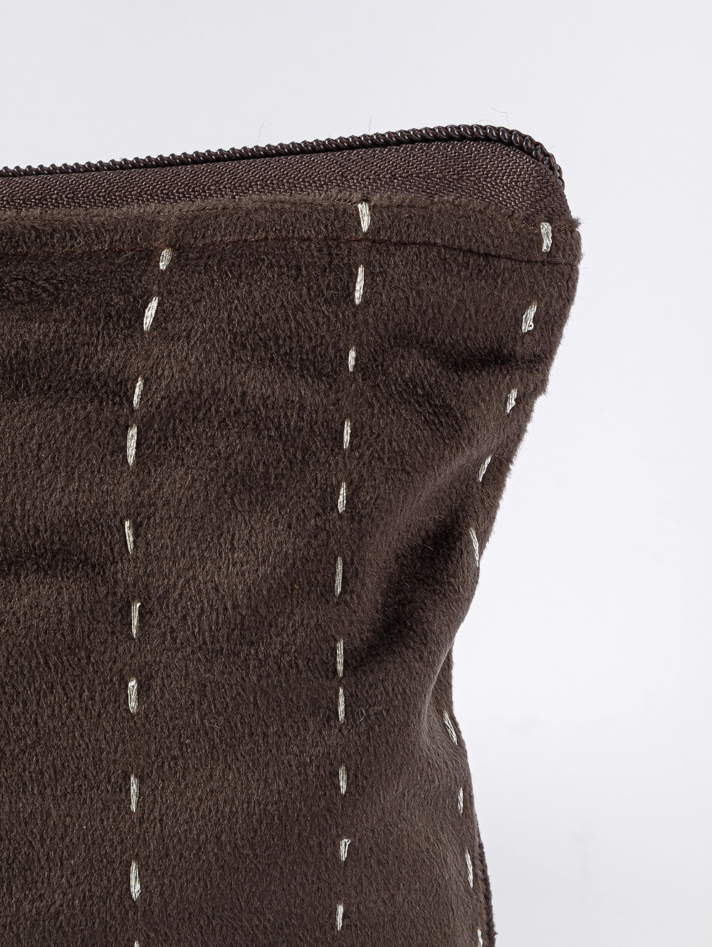 NECESER TRISH image number null