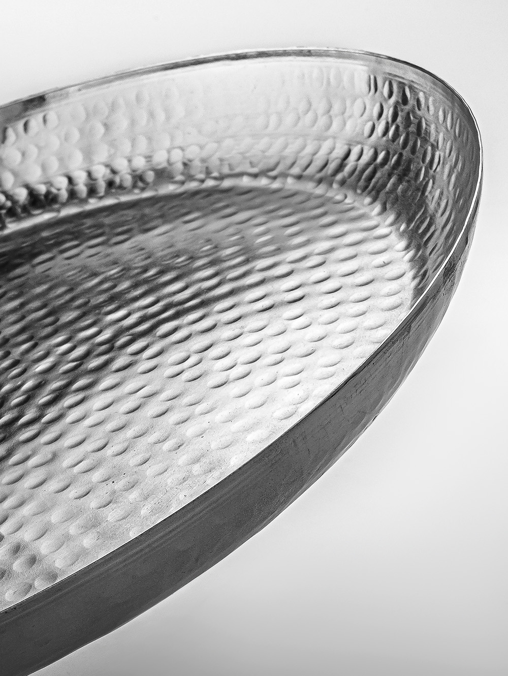 bandeja plateada-BANDEJA REDONDA CARVING SMALL-CODECO-5.jpg image number null