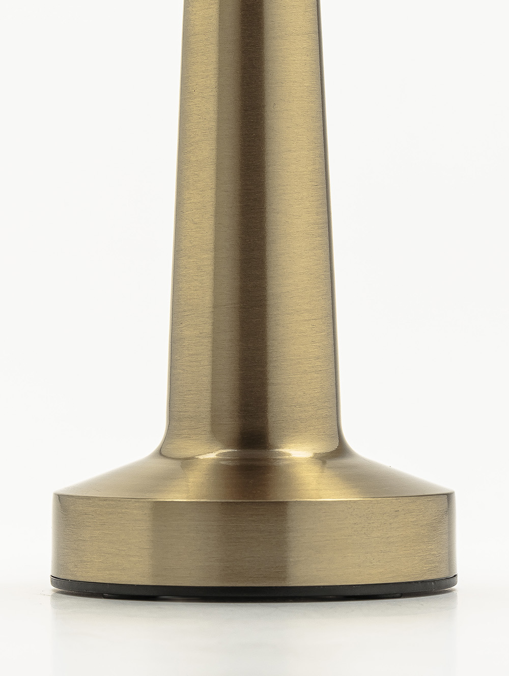 LAMPARA LED RECARGABLE SEATTLE GOLDEN image number null